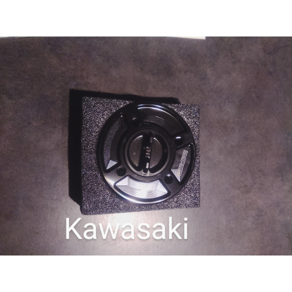 Bouchon réservoir racing kawasaki
