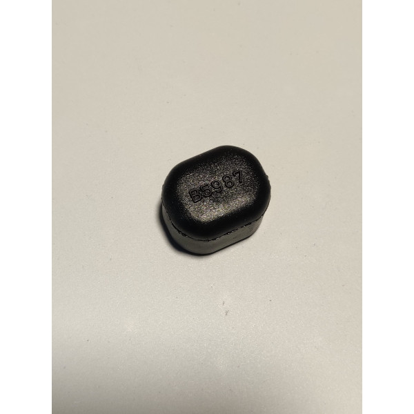 Central Fastening Pad