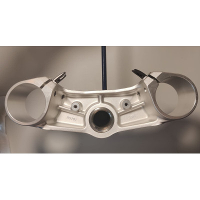 Té inférieur de fourche MV Agusta – Pièce d'origine