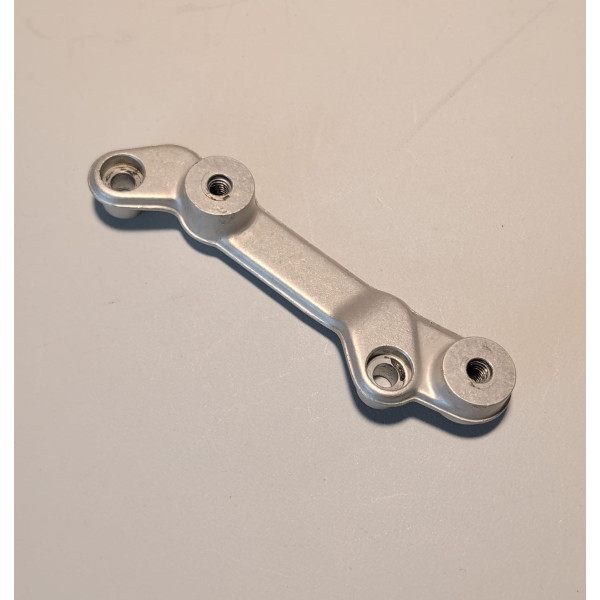 Support avant inférieur de boîte à air